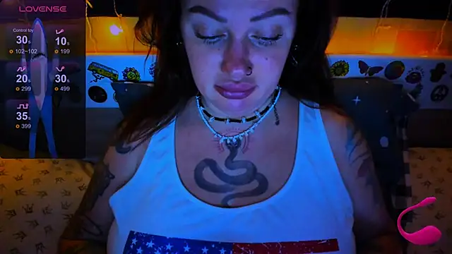 EllieOz online show from 01-22-25, 08:49