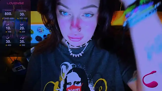 EllieOz online show from 03-06-25, 05:43