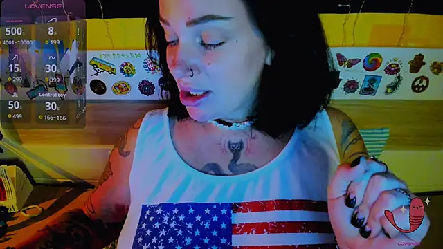 EllieOz online show from 11-21-25, 08:40