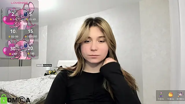 SweetMonicka online show from 12-12-24, 04:21