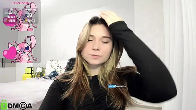 SweetMonicka online show from 01-26-25, 06:37