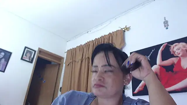 seleneh online show from 12-22-24, 11:31