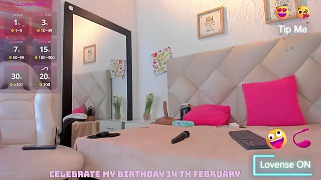 yuliana millerr online show from 02-11-25, 08:10