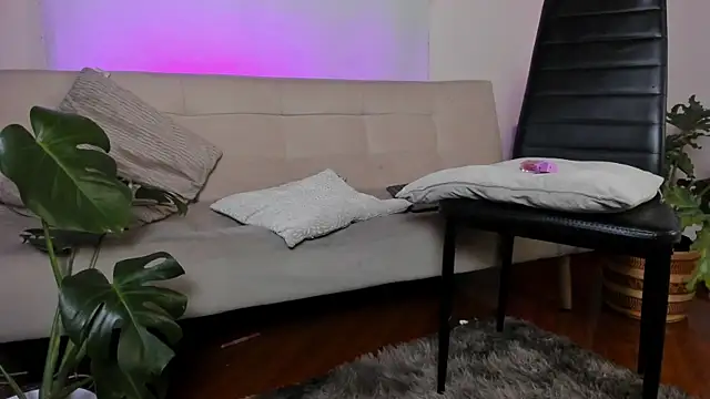 roselinedior online show from 01-13-25, 08:48