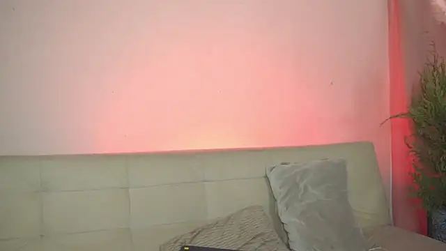 roselinedior online show from 03-19-25, 04:13