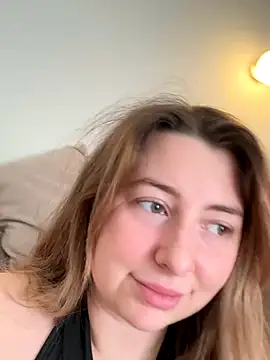 Snapshot of curvyflawless chatting on 11-29-25, 08:50 curvyflawless online show from 11-29-25, 08:50