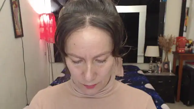 CATRINA-83 online show from 10-18-25, 02:40