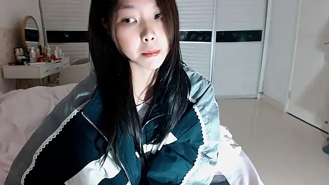 -Lucky Girl online show from 01-14-26, 01:17