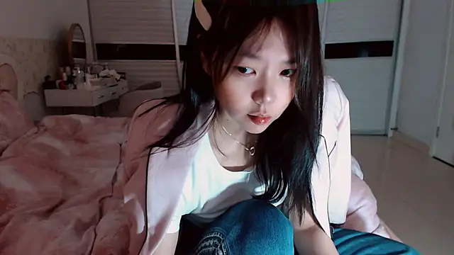 -Lucky Girl online show from 03-25-26, 02:39