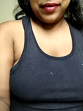 Snapshot of Quite_Malsha chatting on 07-18-26, 04:00 Quite Malsha online show from 07-18-26, 04:00