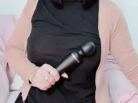 Bella Babi online show from 01-19-25, 10:17