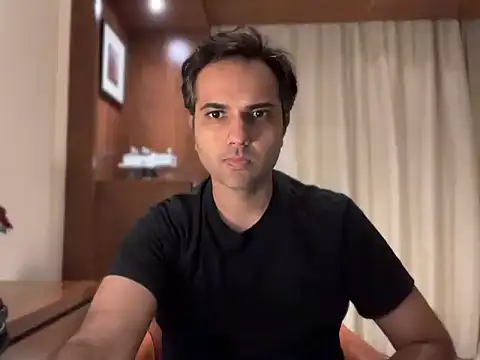 Snapshot of immog727 chatting on 02-11-26, 04:56 immog727 online show from 02-11-26, 04:56