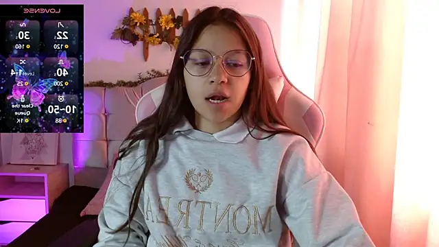 Snapshot of SamanthaRoldaan chatting on 02-23-25, 02:46 SamanthaRoldaan online show from 02-23-25, 02:46