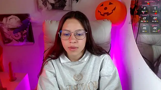 Snapshot of SamanthaRoldaan chatting on 11-04-25, 02:49 SamanthaRoldaan online show from 11-04-25, 02:49