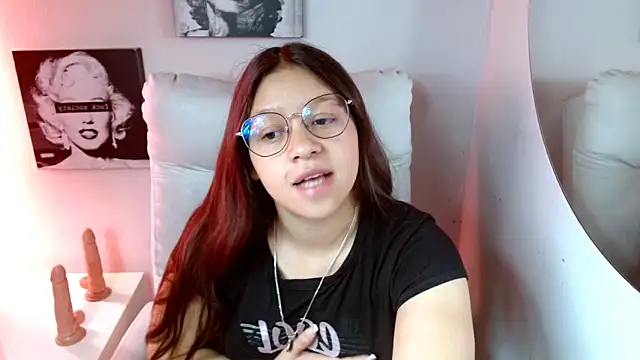 Snapshot of SamanthaRoldaan chatting on 02-21-26, 02:18 SamanthaRoldaan online show from 02-21-26, 02:18