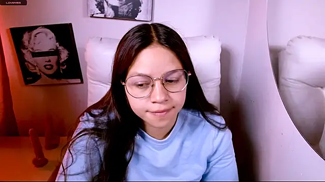 Snapshot of SamanthaRoldaan chatting on 02-28-26, 12:39 SamanthaRoldaan online show from 02-28-26, 12:39