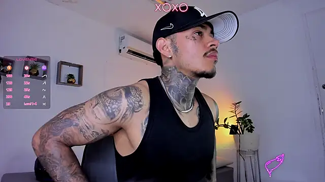 JordanSmiith  online show from 02-07-25, 07:59