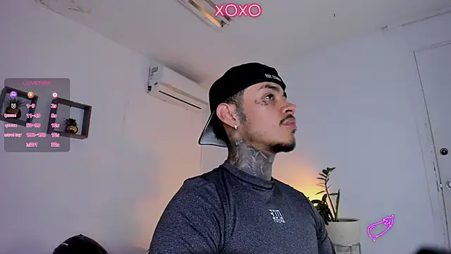 JordanSmiith  online show from 02-11-25, 11:12