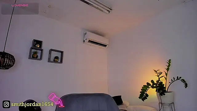 JordanSmiith  online show from 02-28-25, 08:28