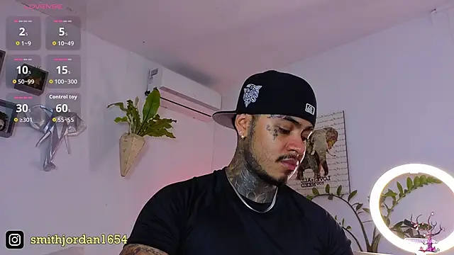 JordanSmiith  online show from 10-06-25, 08:39