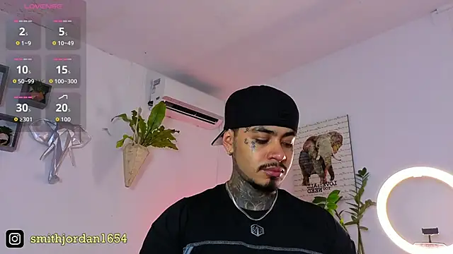 JordanSmiith  online show from 11-08-25, 09:13