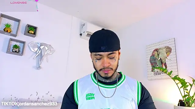 JordanSmiith  online show from 02-28-26, 09:05