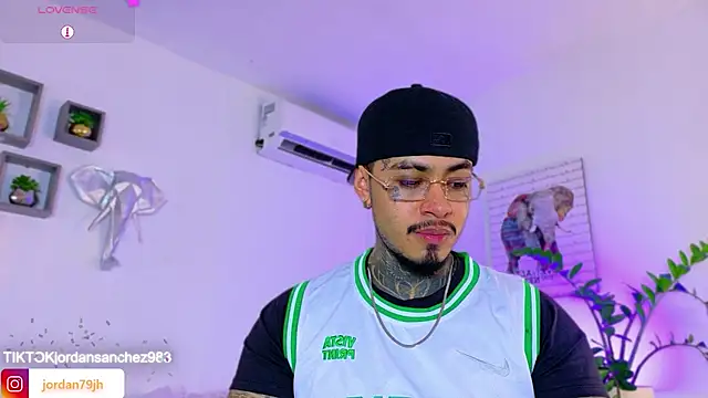 JordanSmiith  online show from 03-31-26, 09:04