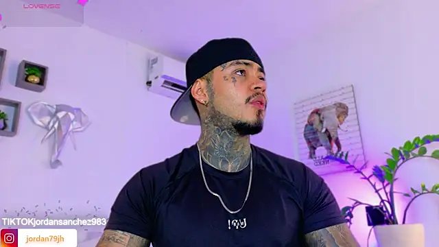 JordanSmiith  online show from 04-02-26, 08:17