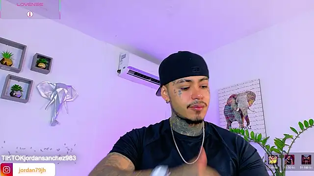 Snapshot of JordanSmiith_ chatting on 05-31-26, 02:35 JordanSmiith online show from 05-31-26, 02:35