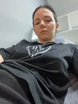 Snapshot of naughty_lucifer chatting on 12-24-24, 09:39 naughty lucifer online show from 12-24-24, 09:39