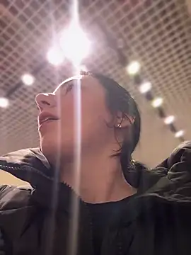 Snapshot of naughty_lucifer chatting on 02-25-25, 04:31 naughty lucifer online show from 02-25-25, 04:31