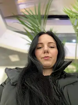 Snapshot of naughty_lucifer chatting on 02-28-25, 05:04 naughty lucifer online show from 02-28-25, 05:04