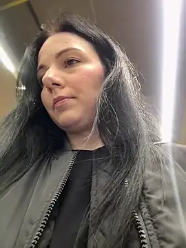 Snapshot of naughty_lucifer chatting on 03-20-25, 05:04 naughty lucifer online show from 03-20-25, 05:04