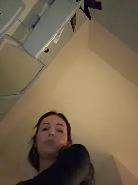 Snapshot of naughty_lucifer chatting on 09-15-25, 05:13 naughty lucifer online show from 09-15-25, 05:13