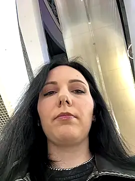 Snapshot of naughty_lucifer chatting on 10-28-25, 05:26 naughty lucifer online show from 10-28-25, 05:26