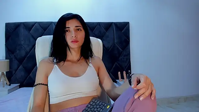 Snapshot of Linisprincehot69 chatting on 02-08-25, 01:22 Linisprincehot69 online show from 02-08-25, 01:22