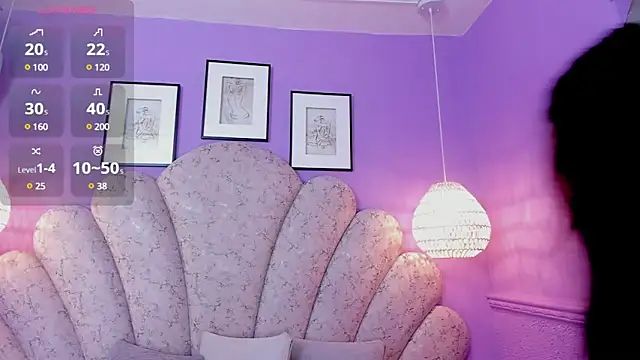 chloe watson  online show from 03-18-25, 07:53