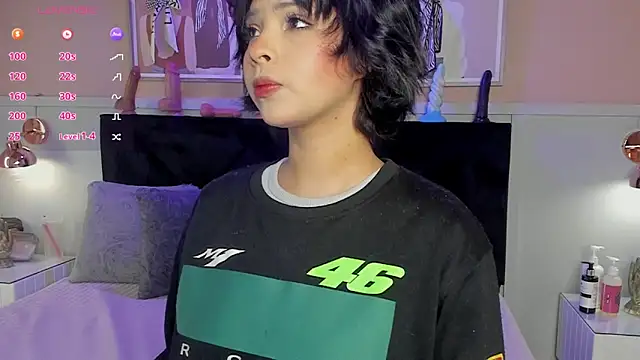 chloe watson  online show from 02-20-26, 04:29