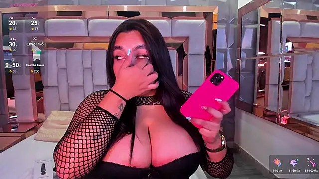 Snapshot of samantasm chatting on 02-15-25, 03:09 samantasm online show from 02-15-25, 03:09