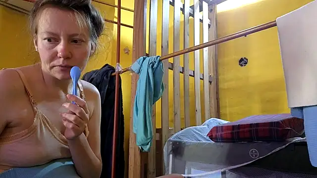 Jony Marta online show from 09-19-25, 01:07