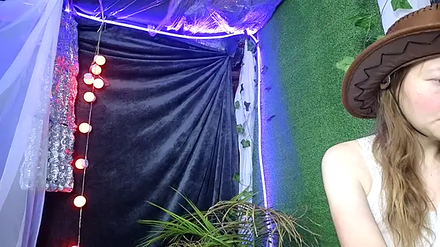 Jony Marta online show from 10-21-25, 03:35