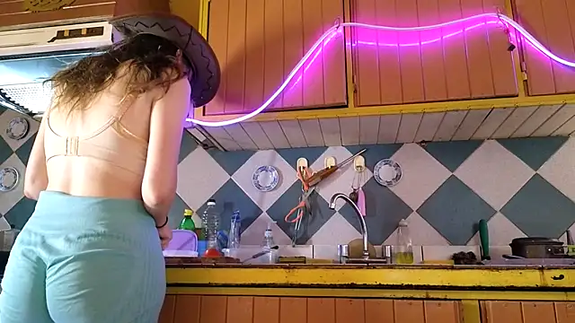 Jony Marta online show from 11-14-25, 05:33