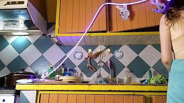 Jony Marta online show from 11-19-25, 05:13