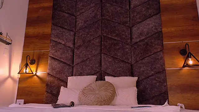 eva daemon online show from 10-10-25, 11:31