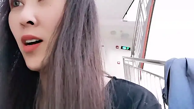 Snapshot of Fannywell chatting on 01-15-26, 07:46 Fannywell online show from 01-15-26, 07:46