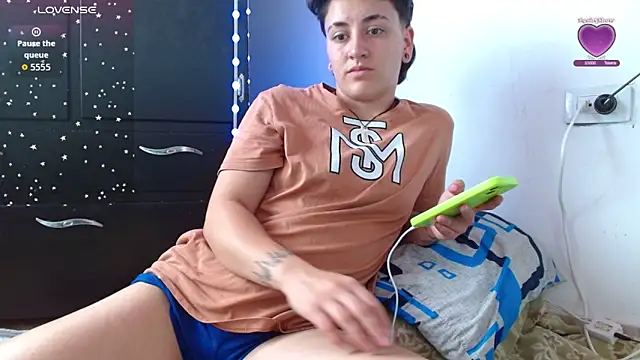 linda 33 online show from 09-27-25, 06:13