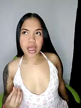 Snapshot of leila_22 chatting on 12-31-24, 12:46 leila 22 online show from 12-31-24, 12:46