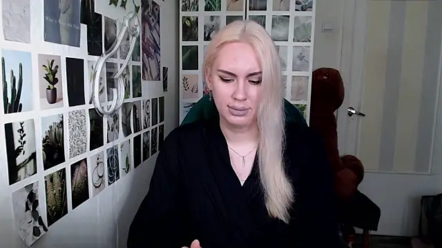 CapriScorpion online show from 10-07-25, 11:29