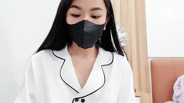 Lita-Julia online show from 01-17-25, 12:10