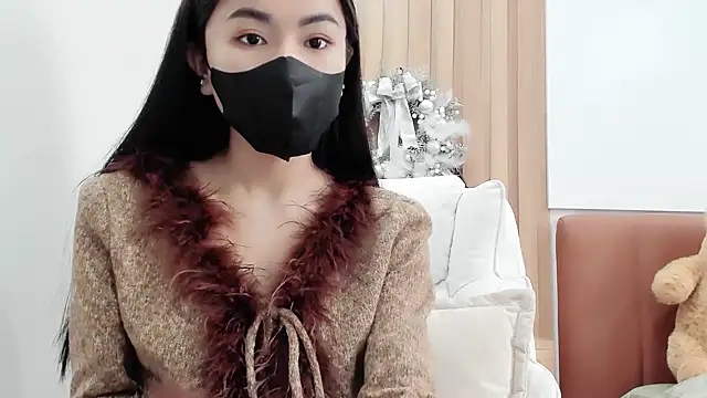 Lita-Julia online show from 02-26-25, 02:48